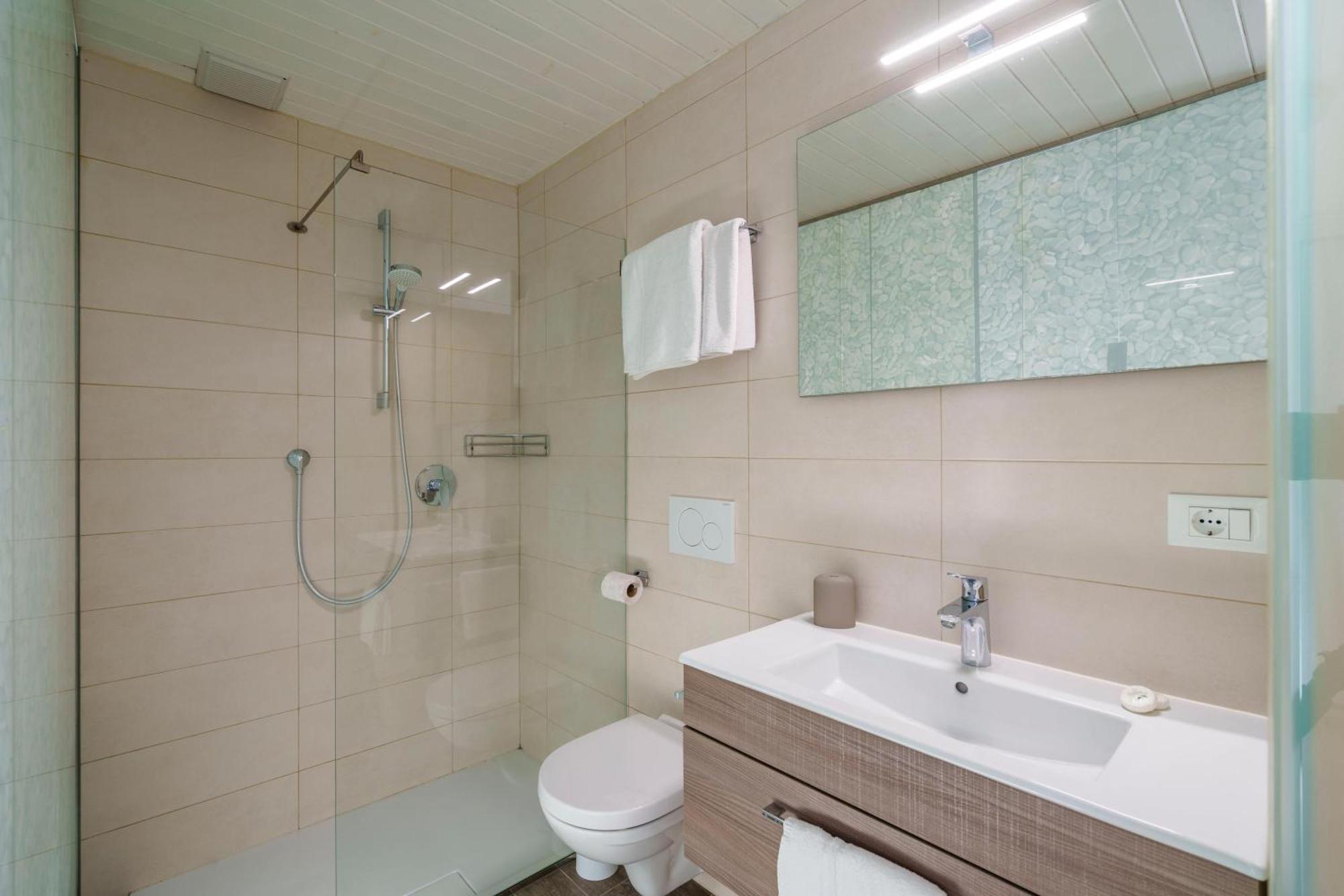 Hotel Appartement Lahngut นาลเลส ภายนอก รูปภาพ