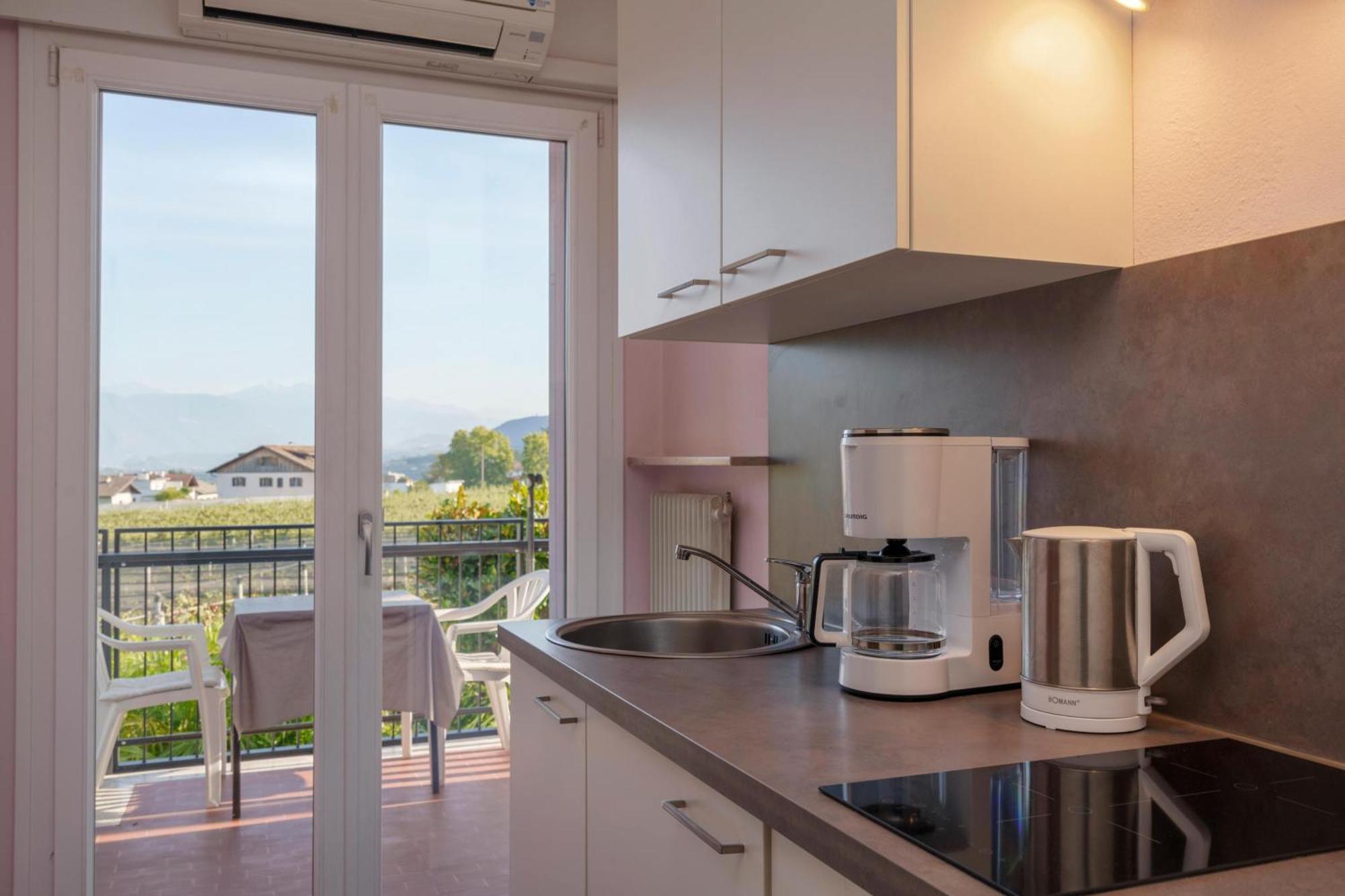 Hotel Appartement Lahngut นาลเลส ภายนอก รูปภาพ
